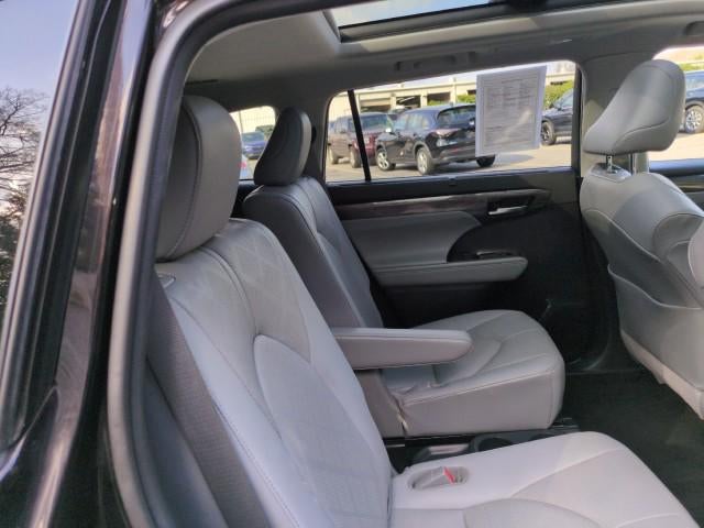 2020 Toyota Highlander Platinum