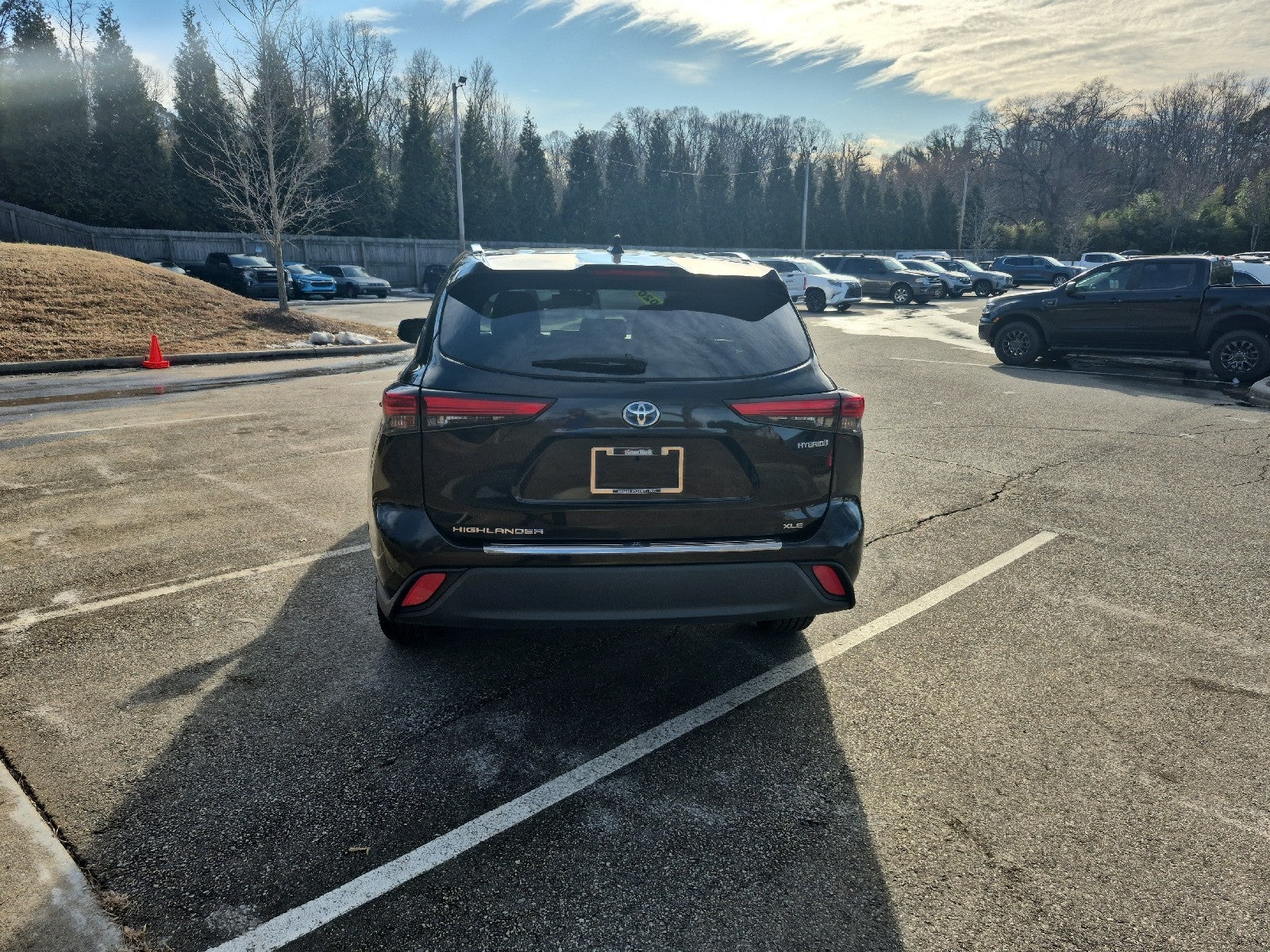 2020 Toyota Highlander Hybrid XLE