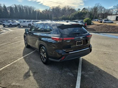 2020 Toyota Highlander Hybrid XLE