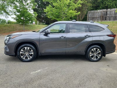 2024 Toyota Highlander Hybrid XLE