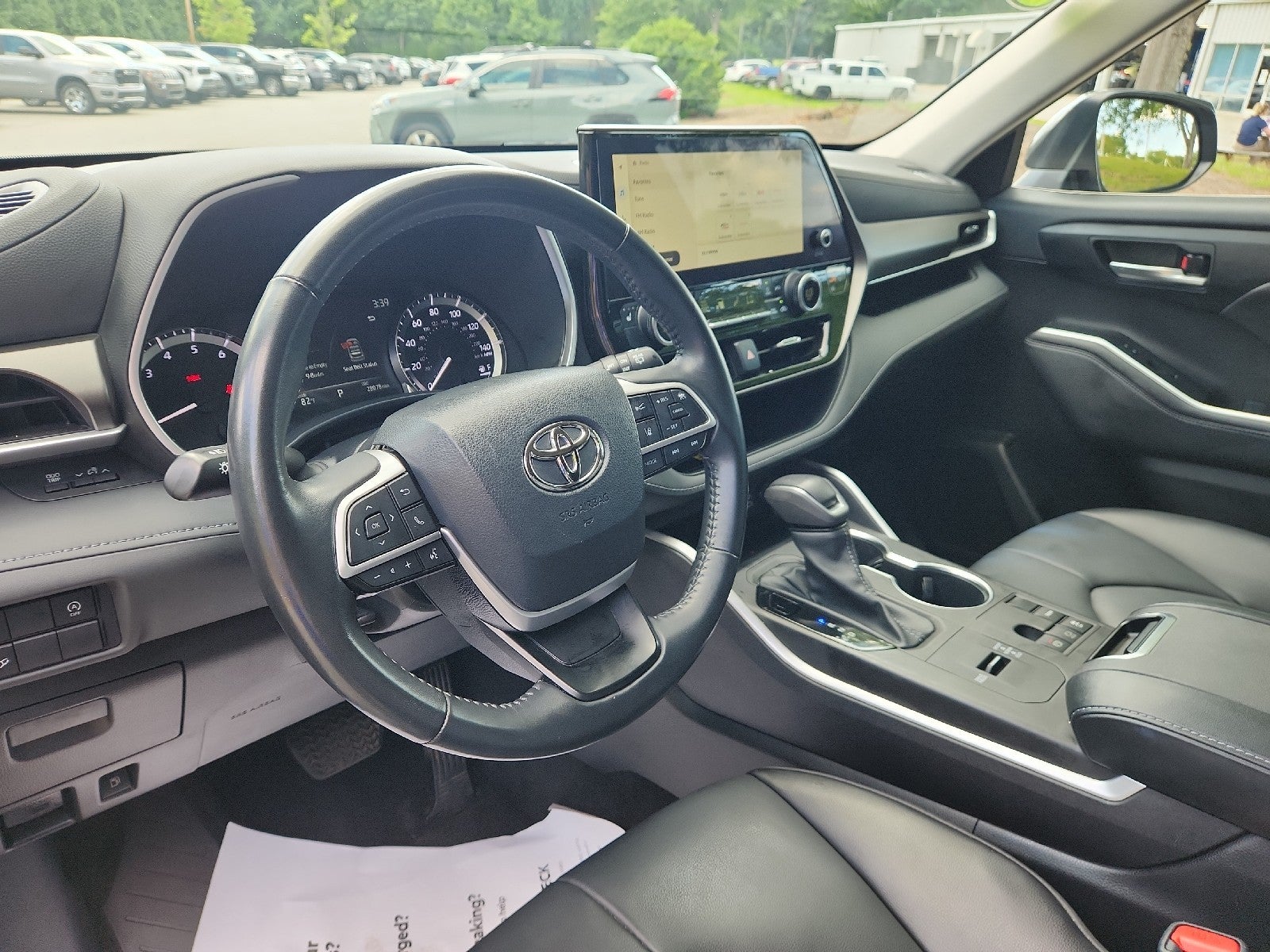 2023 Toyota Highlander XLE