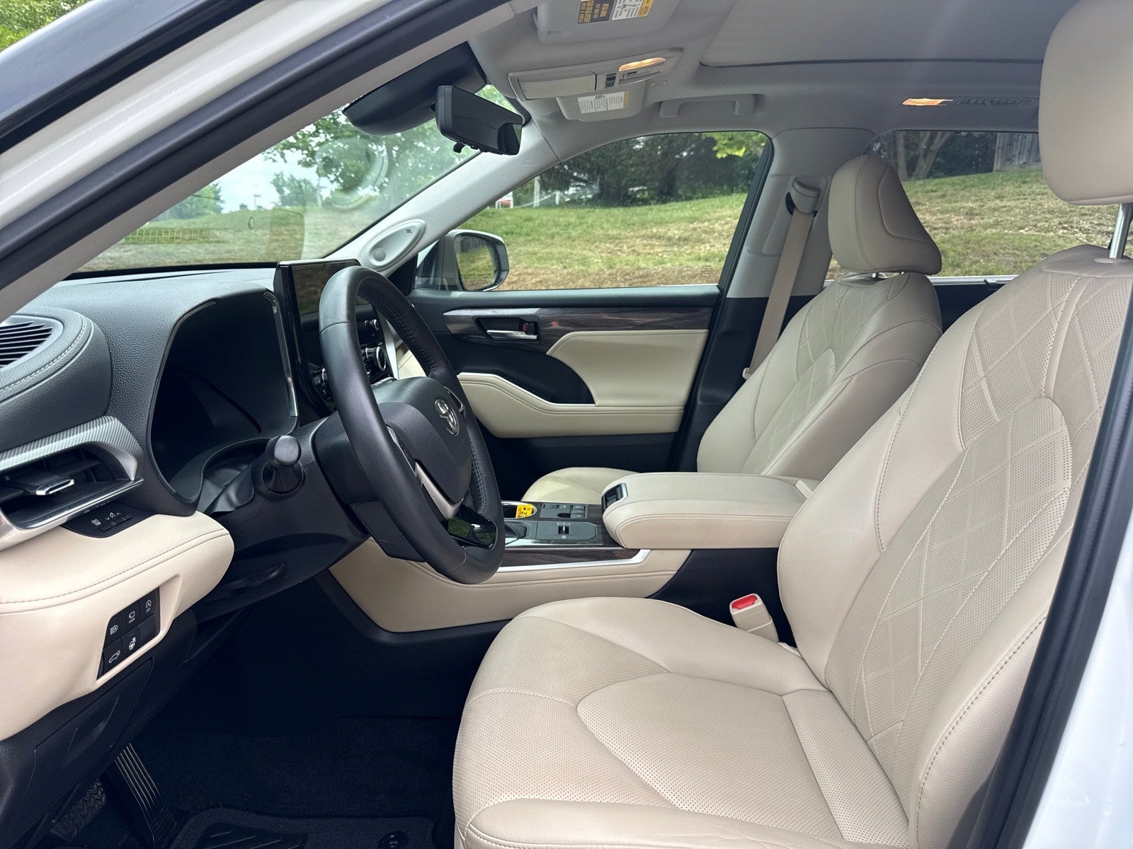 2024 Toyota Highlander Platinum