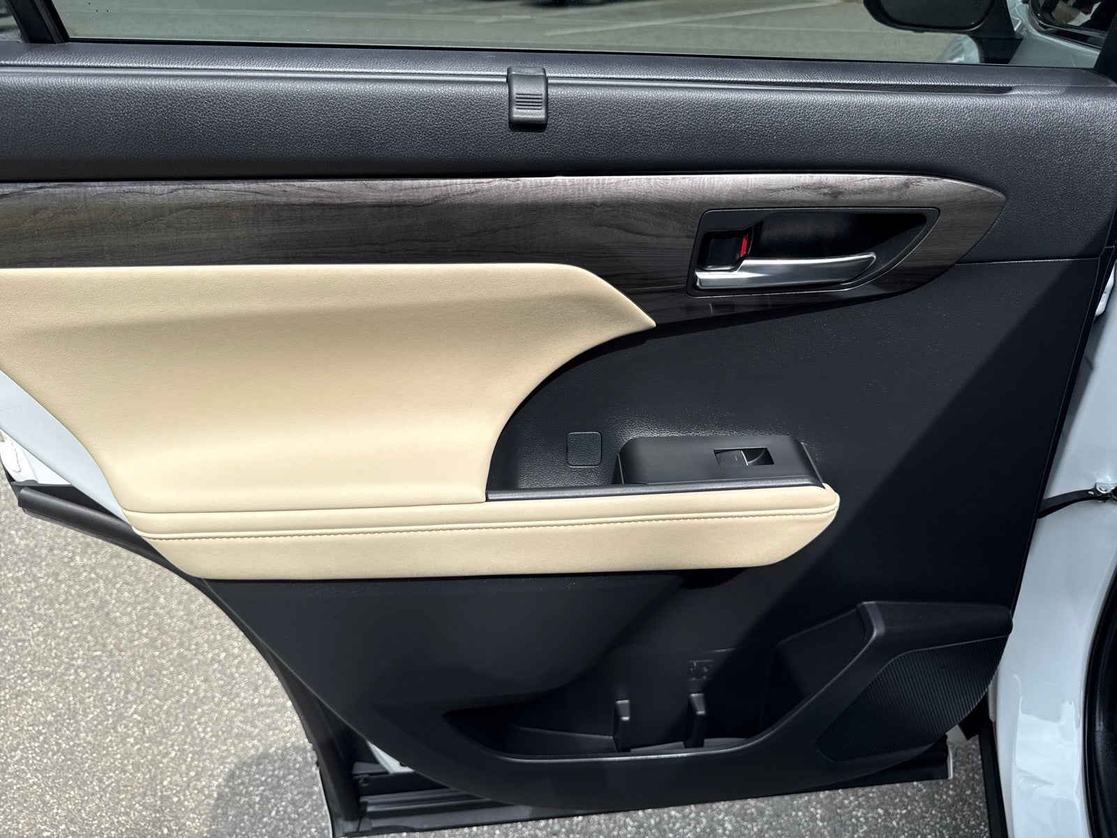 2024 Toyota Highlander Platinum