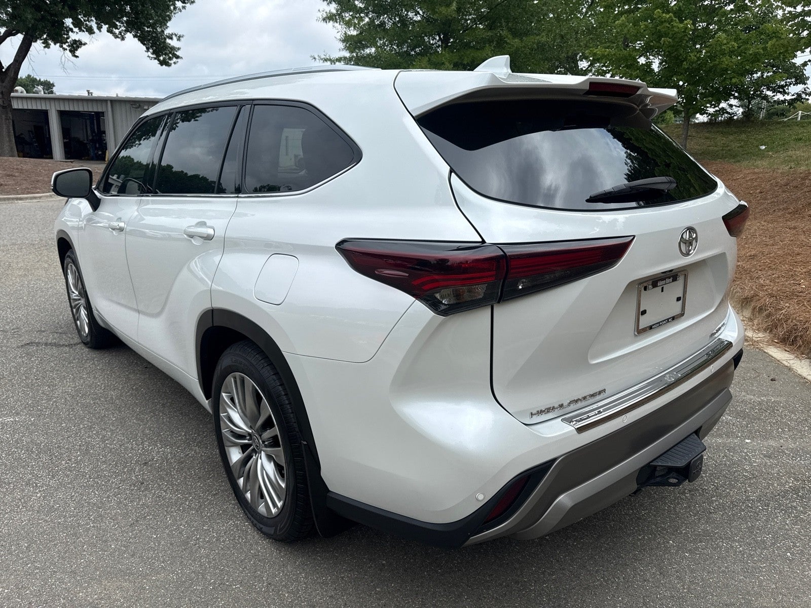2024 Toyota Highlander Platinum