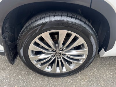 2024 Toyota Highlander Platinum