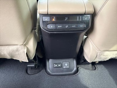 2024 Toyota Highlander Platinum