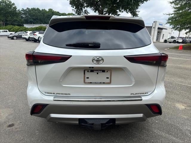 2024 Toyota Highlander Platinum