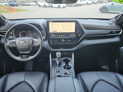 2023 Toyota Highlander XSE