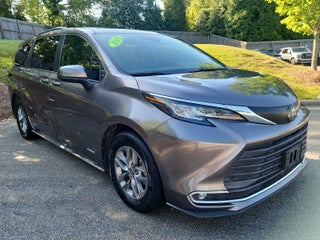 2021 Toyota Sienna XLE