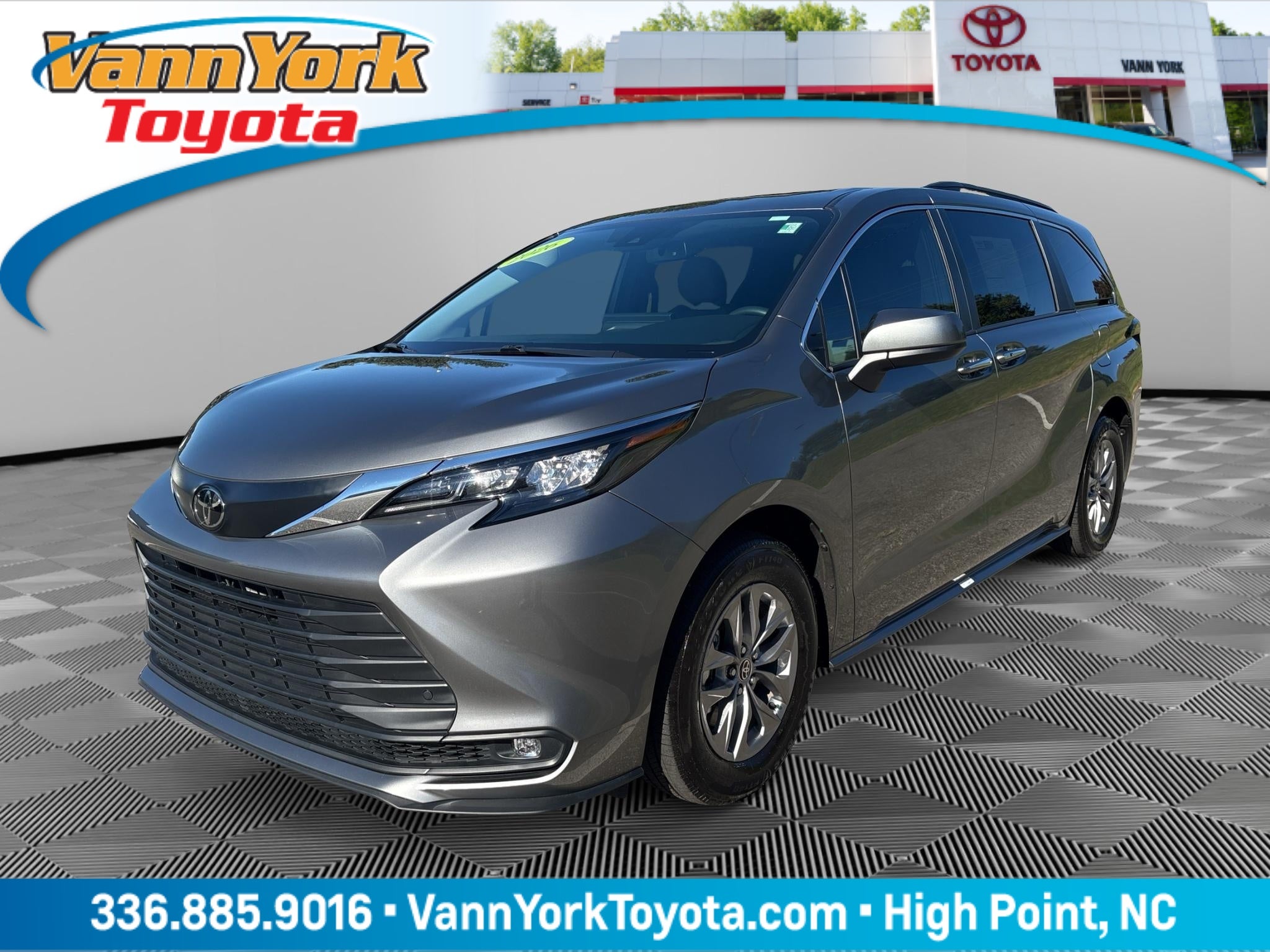 2026 Toyota Sienna XLE