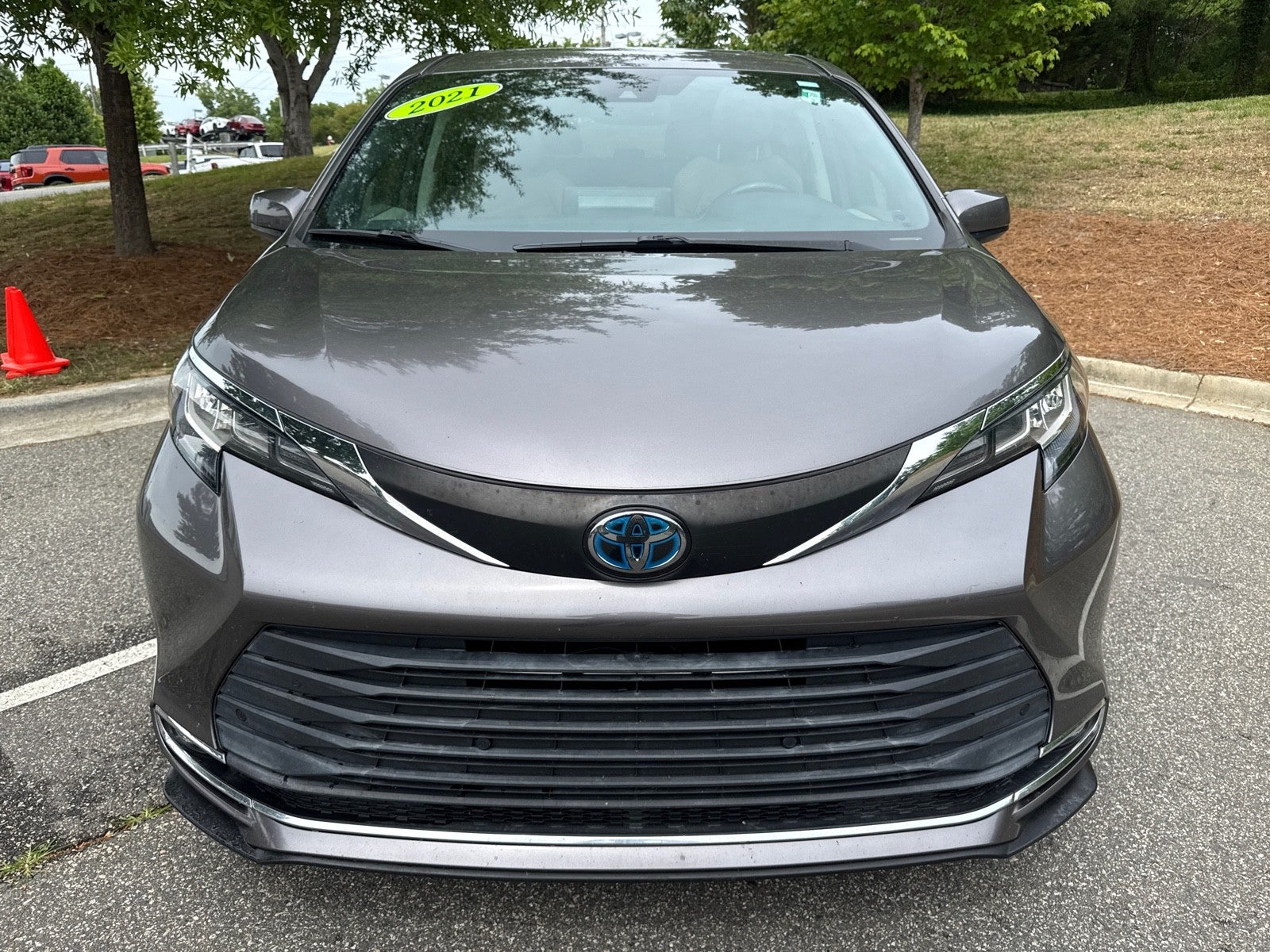 2021 Toyota Sienna XLE
