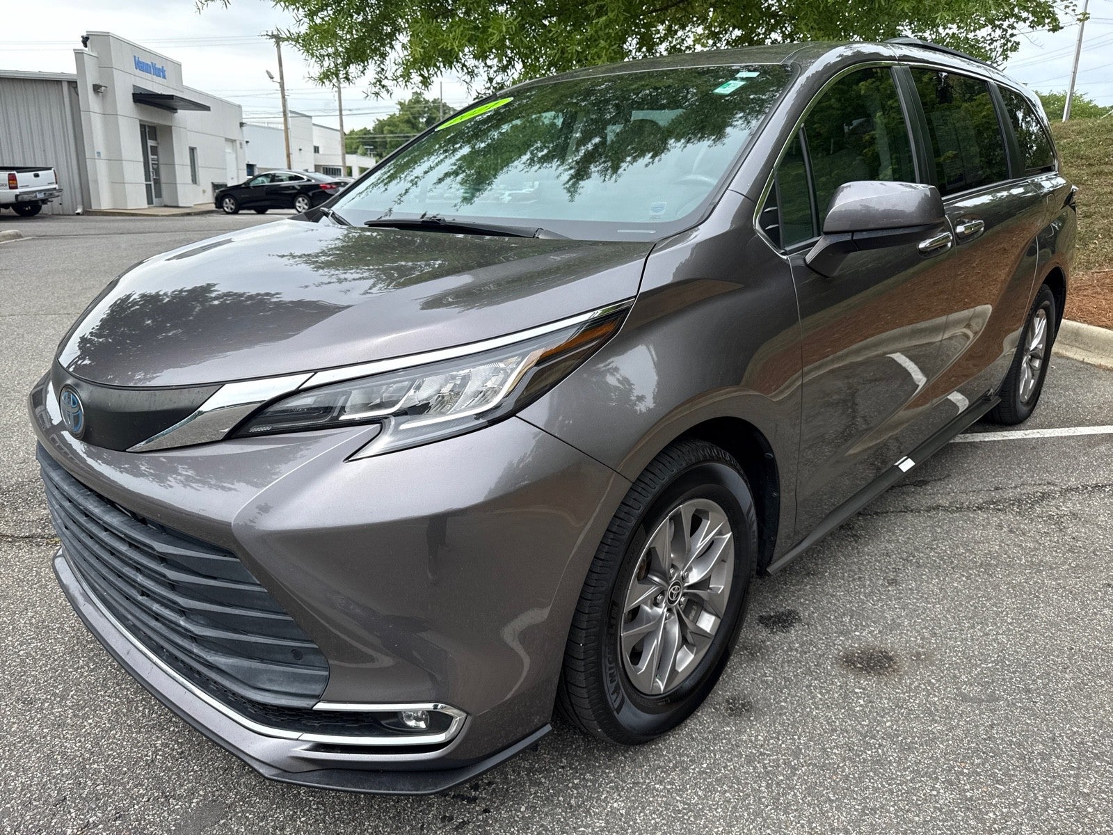 2021 Toyota Sienna XLE