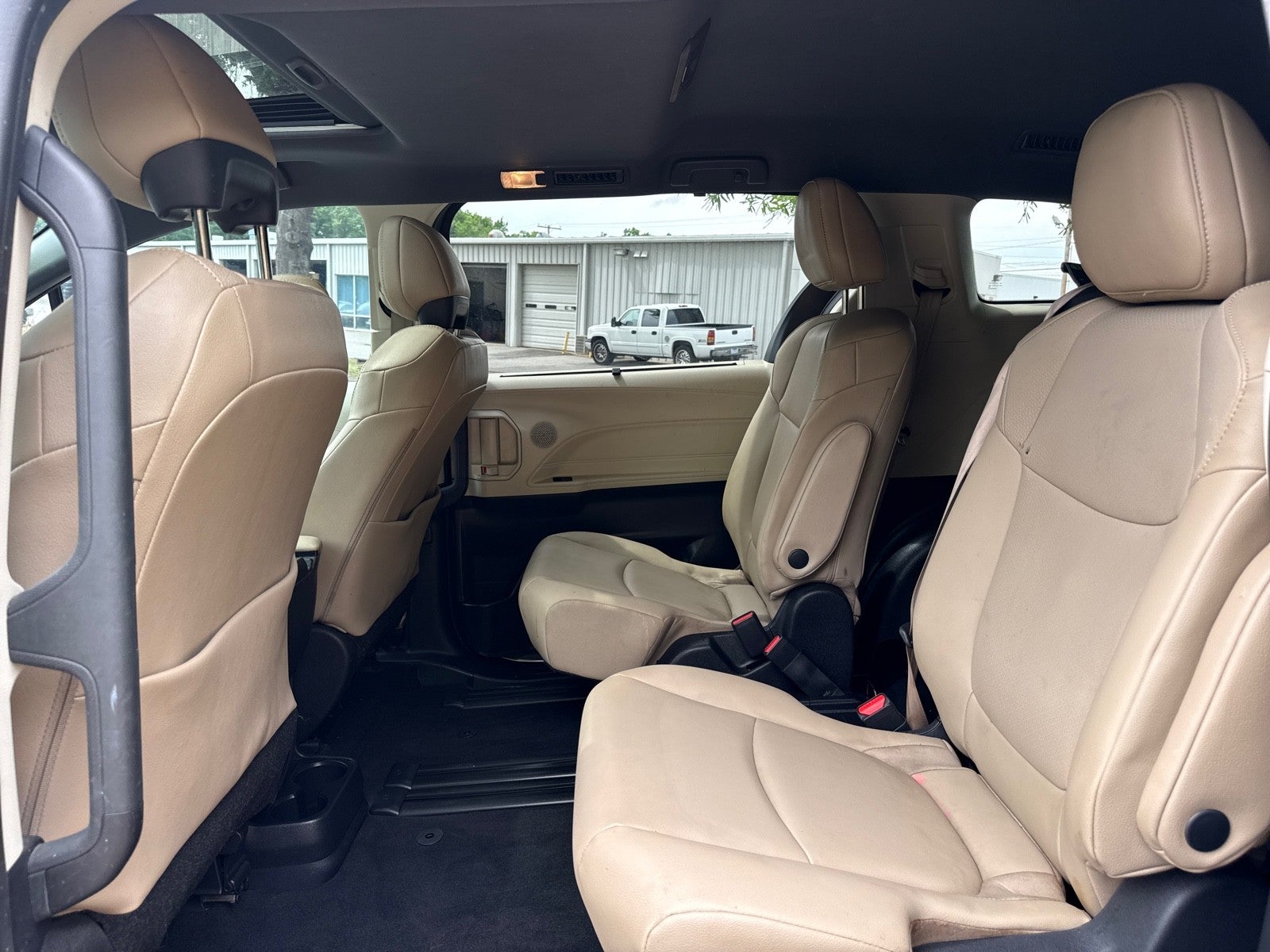 2021 Toyota Sienna XLE