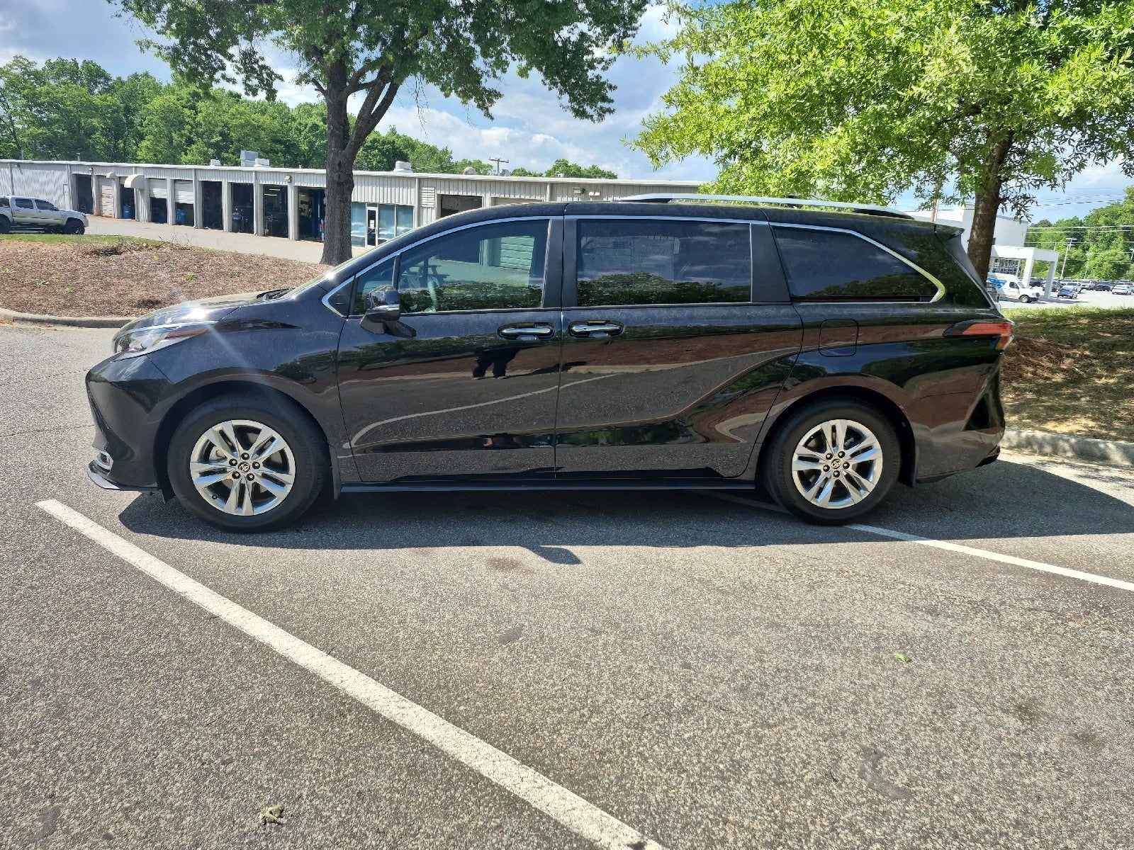 2025 Toyota Sienna Limited