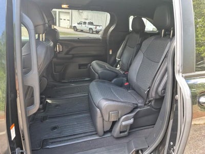 2025 Toyota Sienna Limited