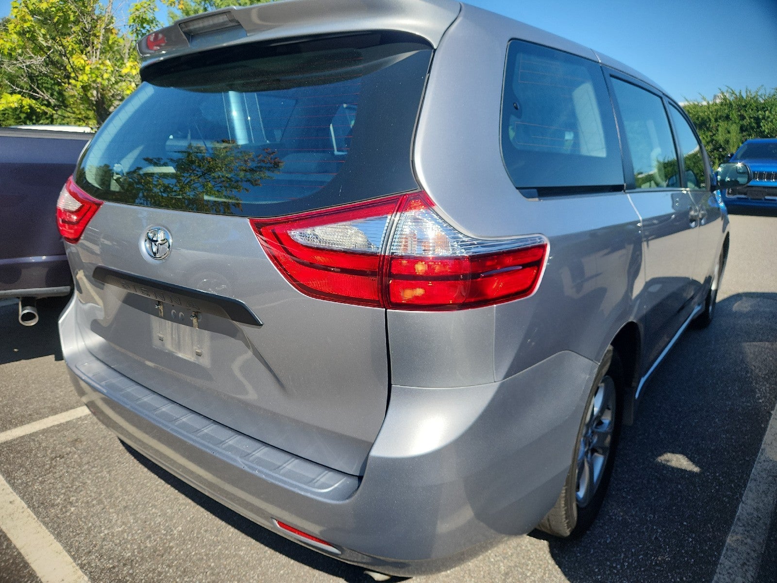 2018 Toyota Sienna L