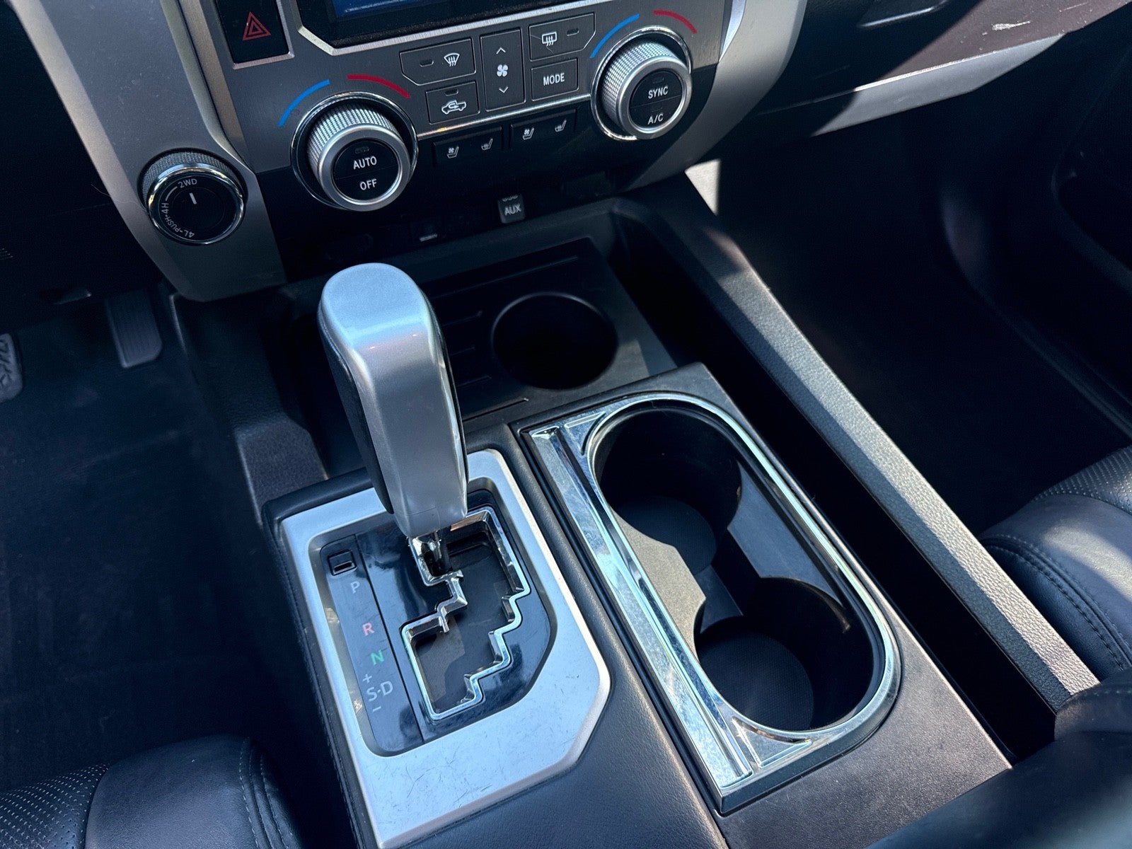 2015 Toyota Tundra 4WD Truck Platinum