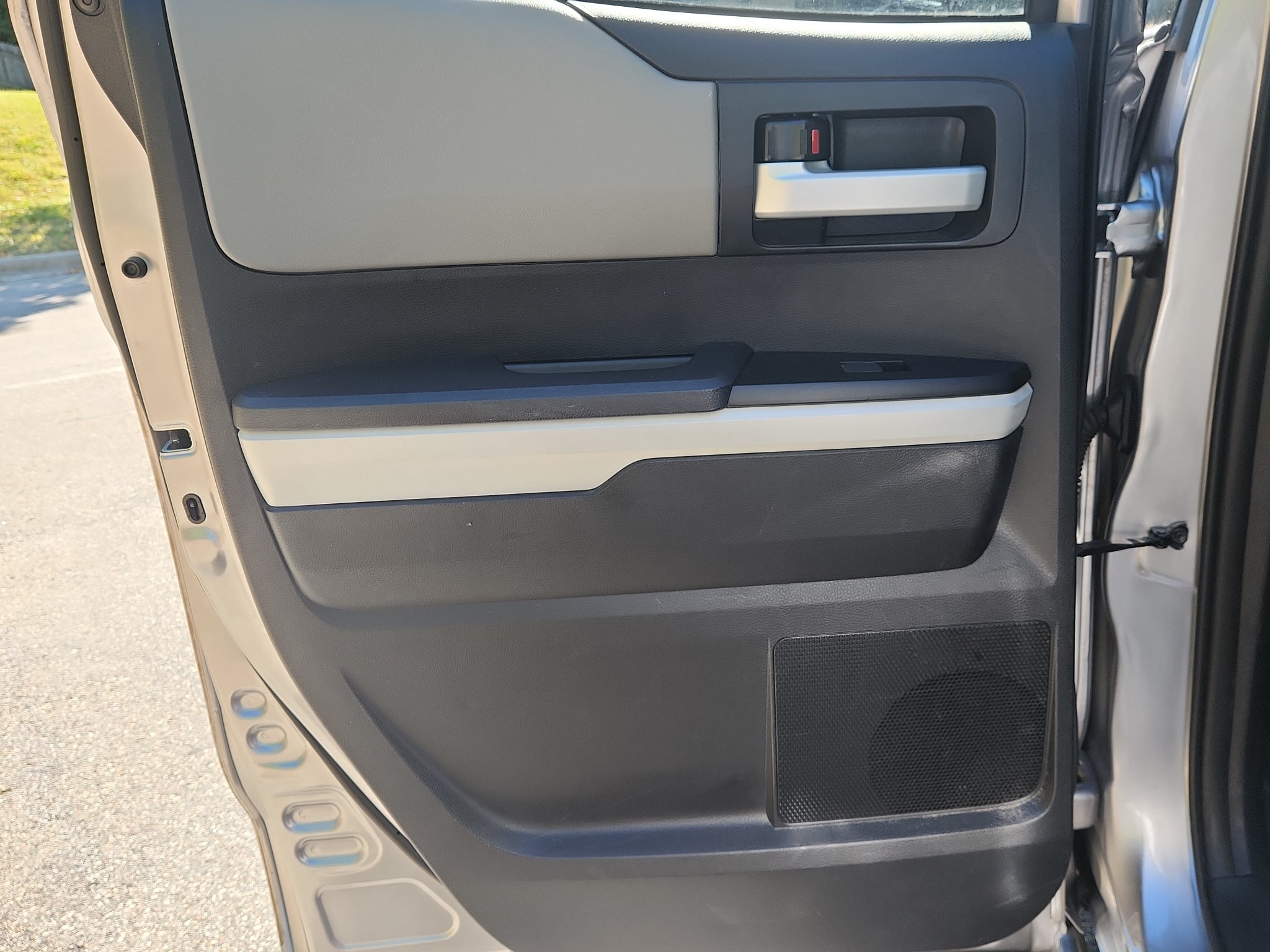2014 Toyota Tundra LTD