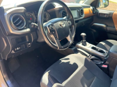 2017 Toyota Tacoma SR5
