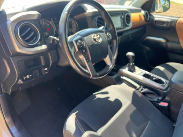 2017 Toyota Tacoma SR5