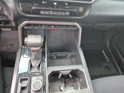 2024 Toyota Tundra 4WD SR5