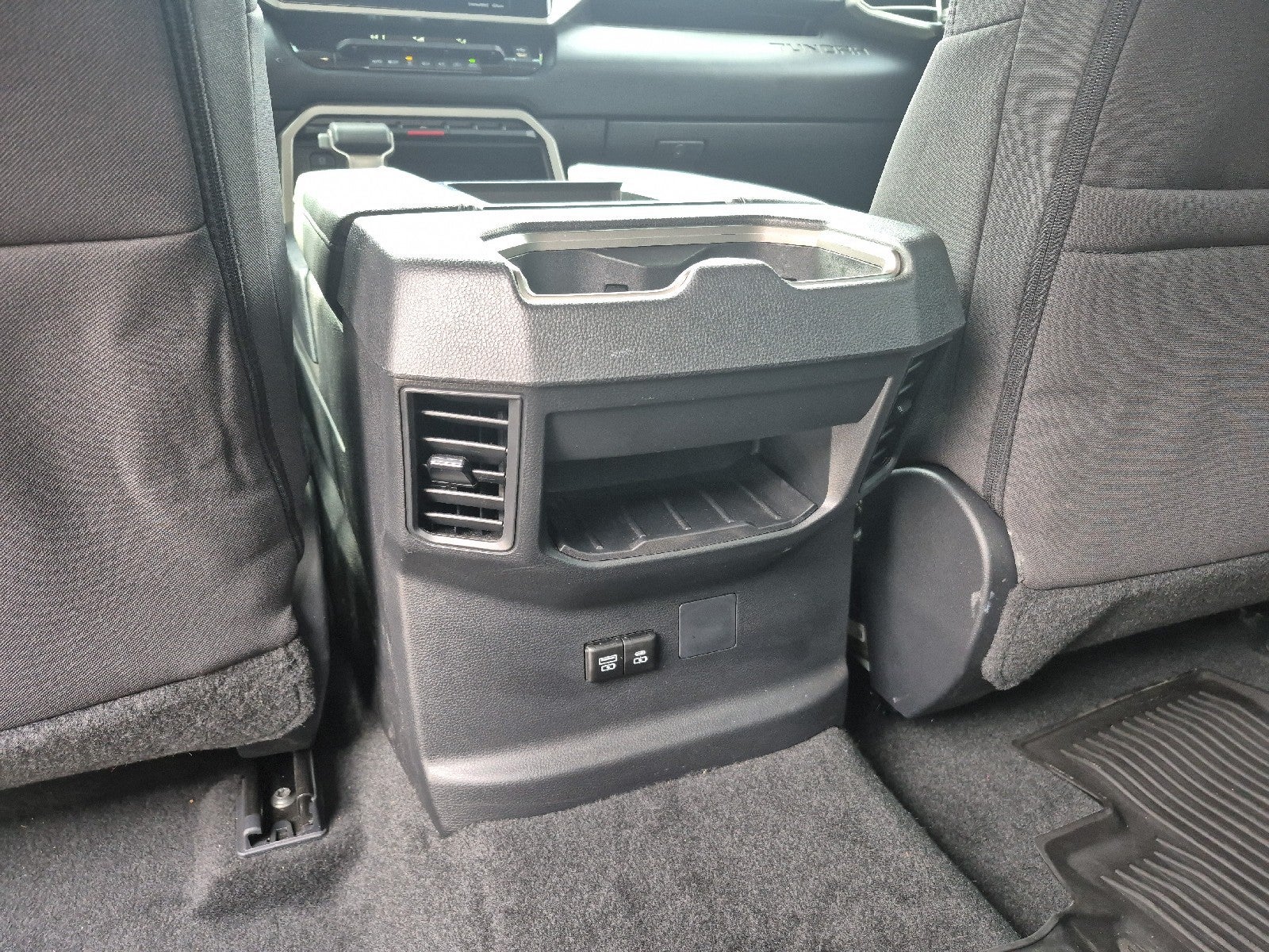 2024 Toyota Tundra 4WD SR5