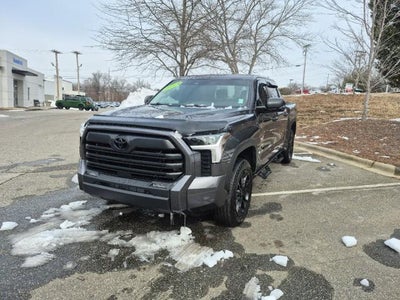2024 Toyota Tundra 4WD SR5
