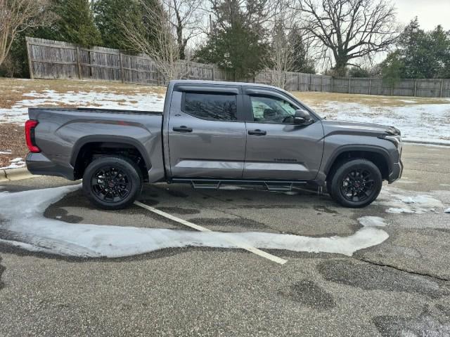 2024 Toyota Tundra 4WD SR5