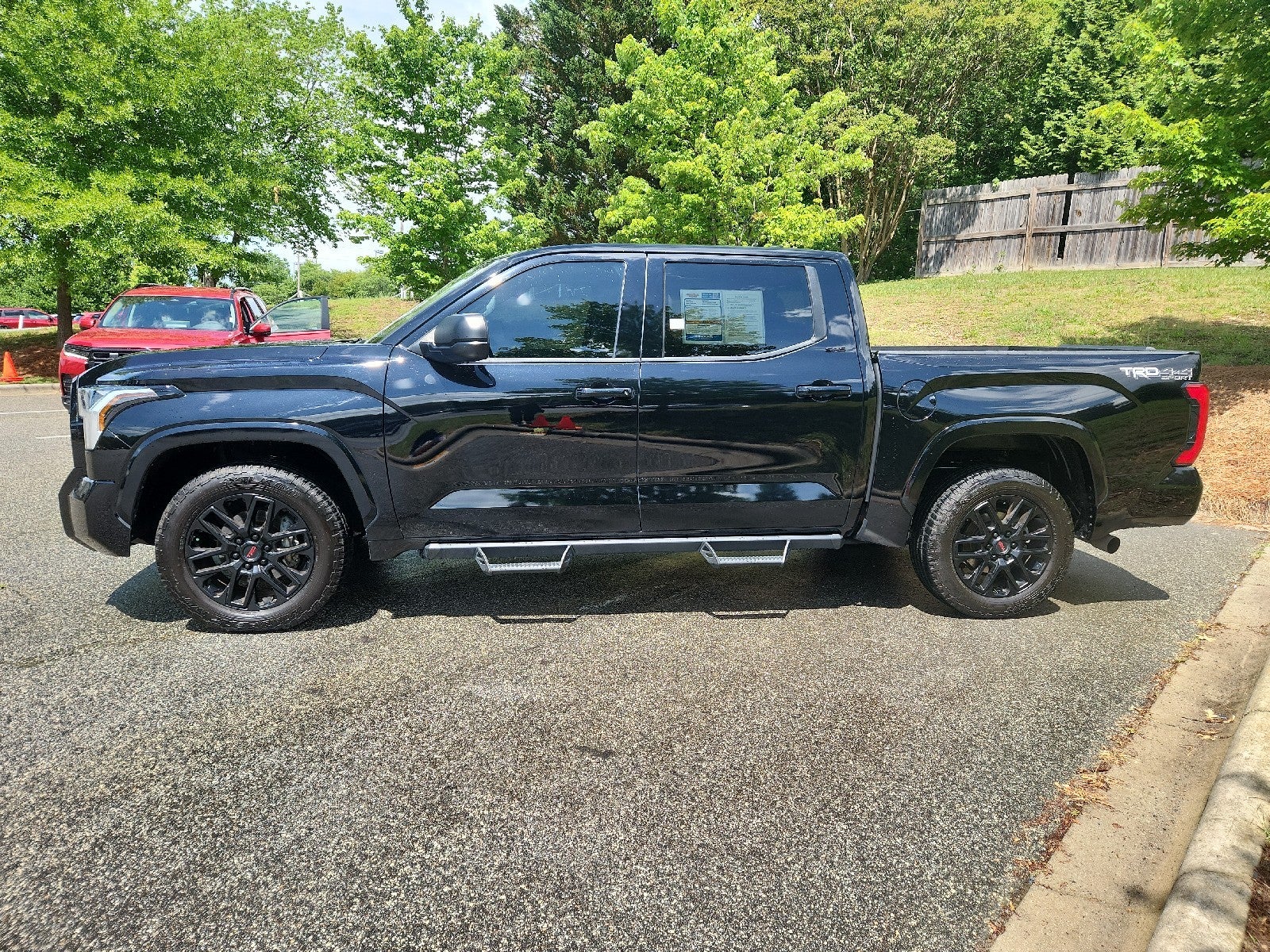 2023 Toyota Tundra 4WD SR5