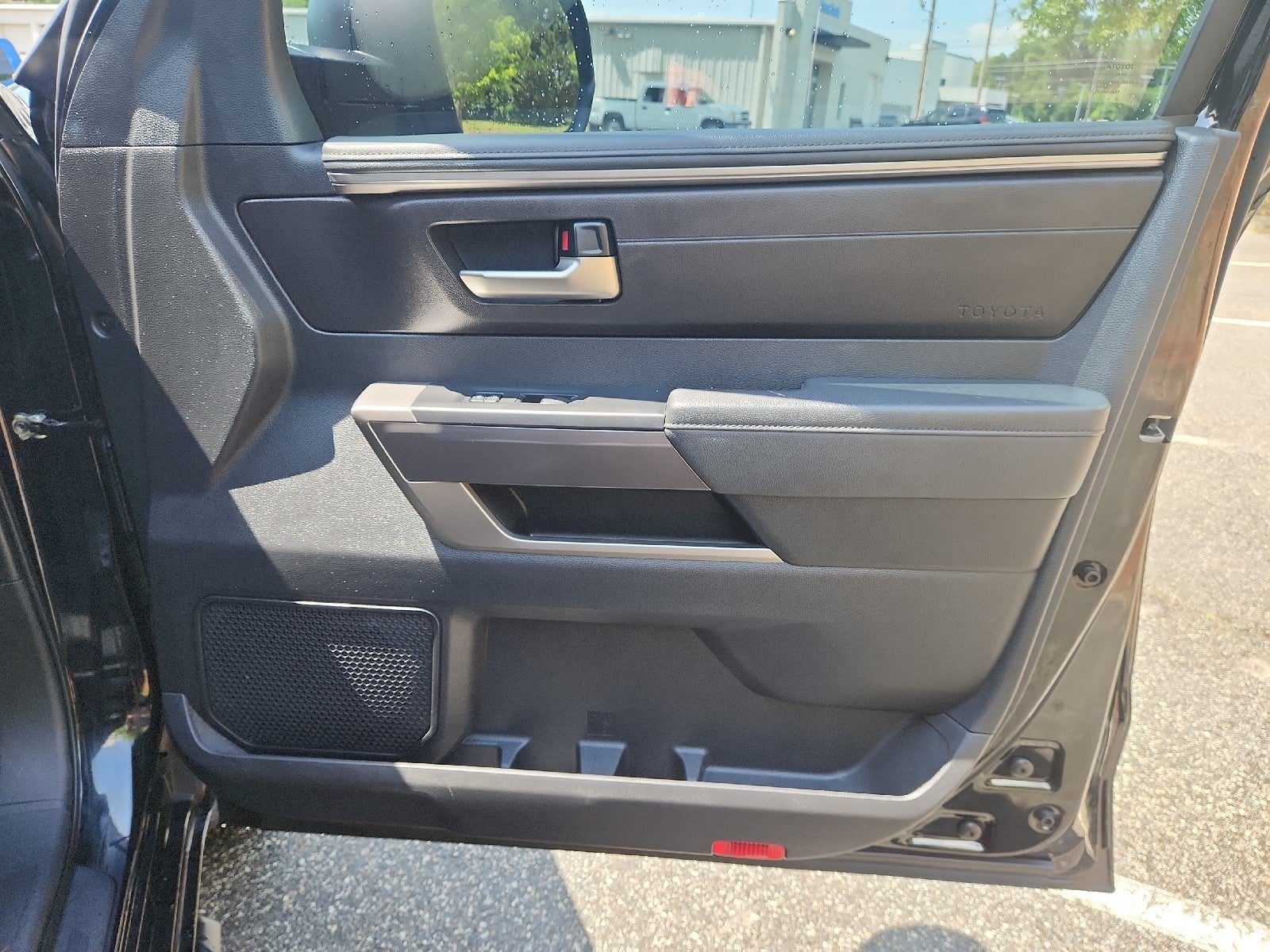2023 Toyota Tundra 4WD SR5