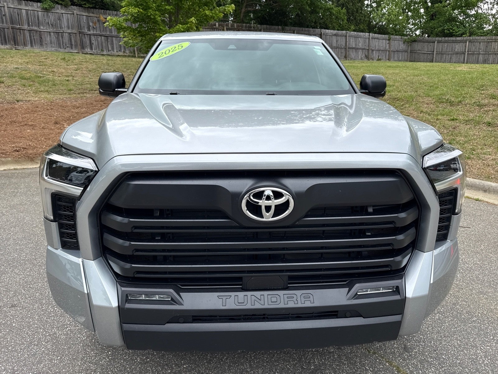 2025 Toyota Tundra 4WD SR5