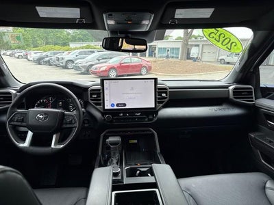 2025 Toyota Tundra 4WD SR5