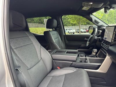 2025 Toyota Tundra 4WD SR5