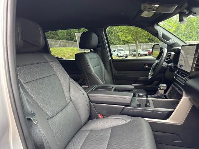 2025 Toyota Tundra 4WD SR5