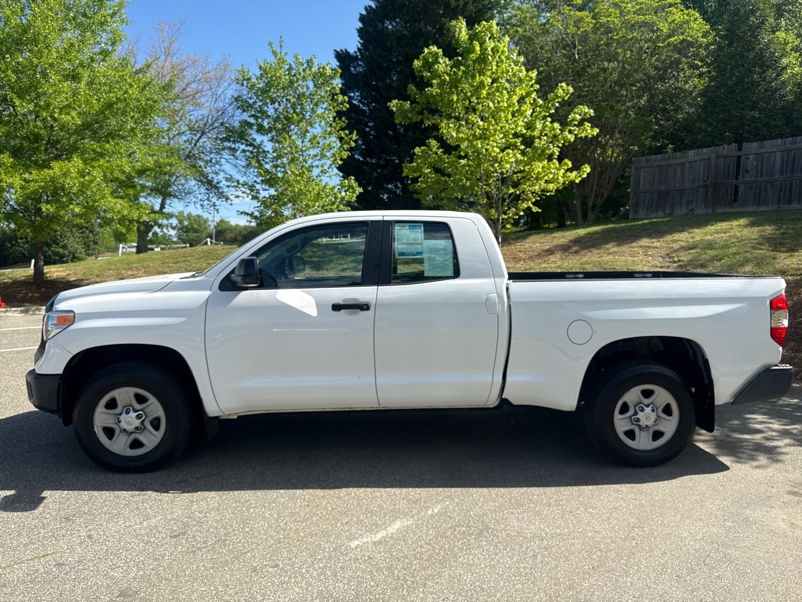 2014 Toyota Tundra 4WD Truck SR