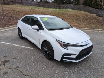 2025 Toyota Corolla SE