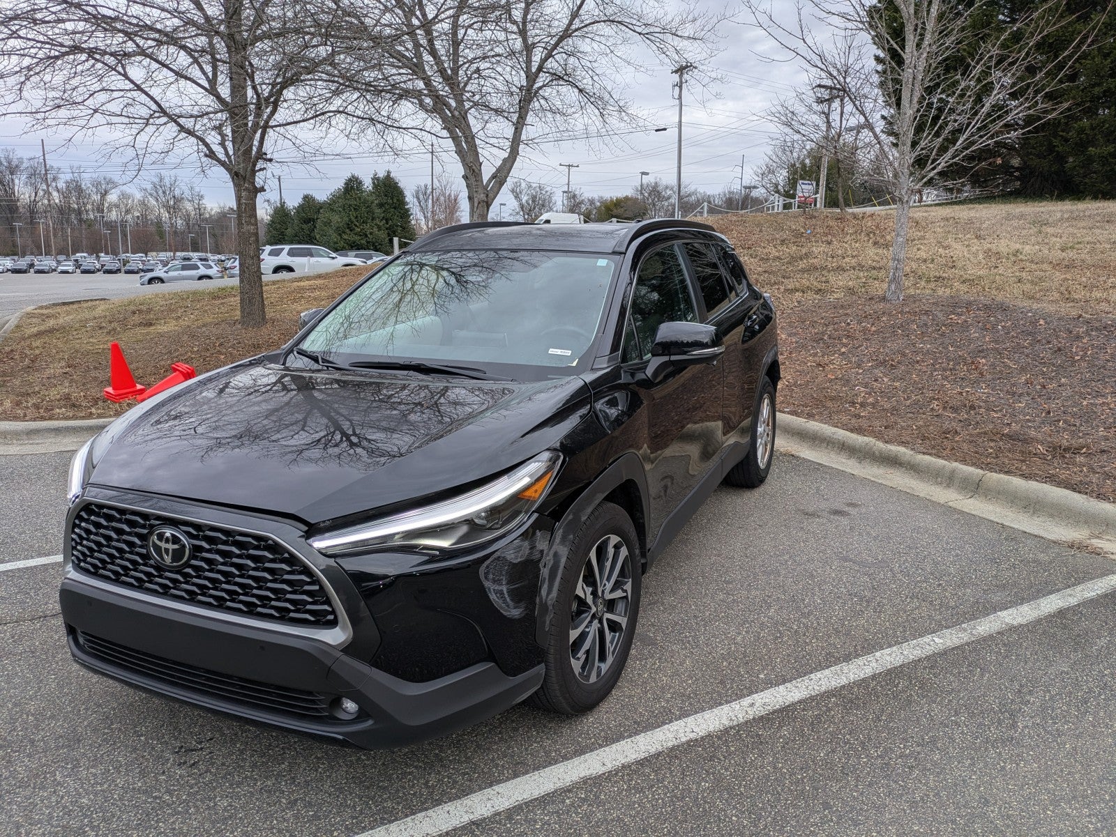 2024 Toyota Corolla Cross XLE