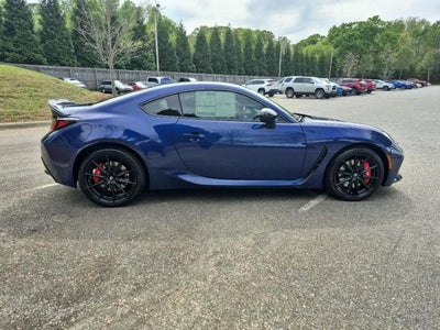 2024 Toyota GR86 GR
