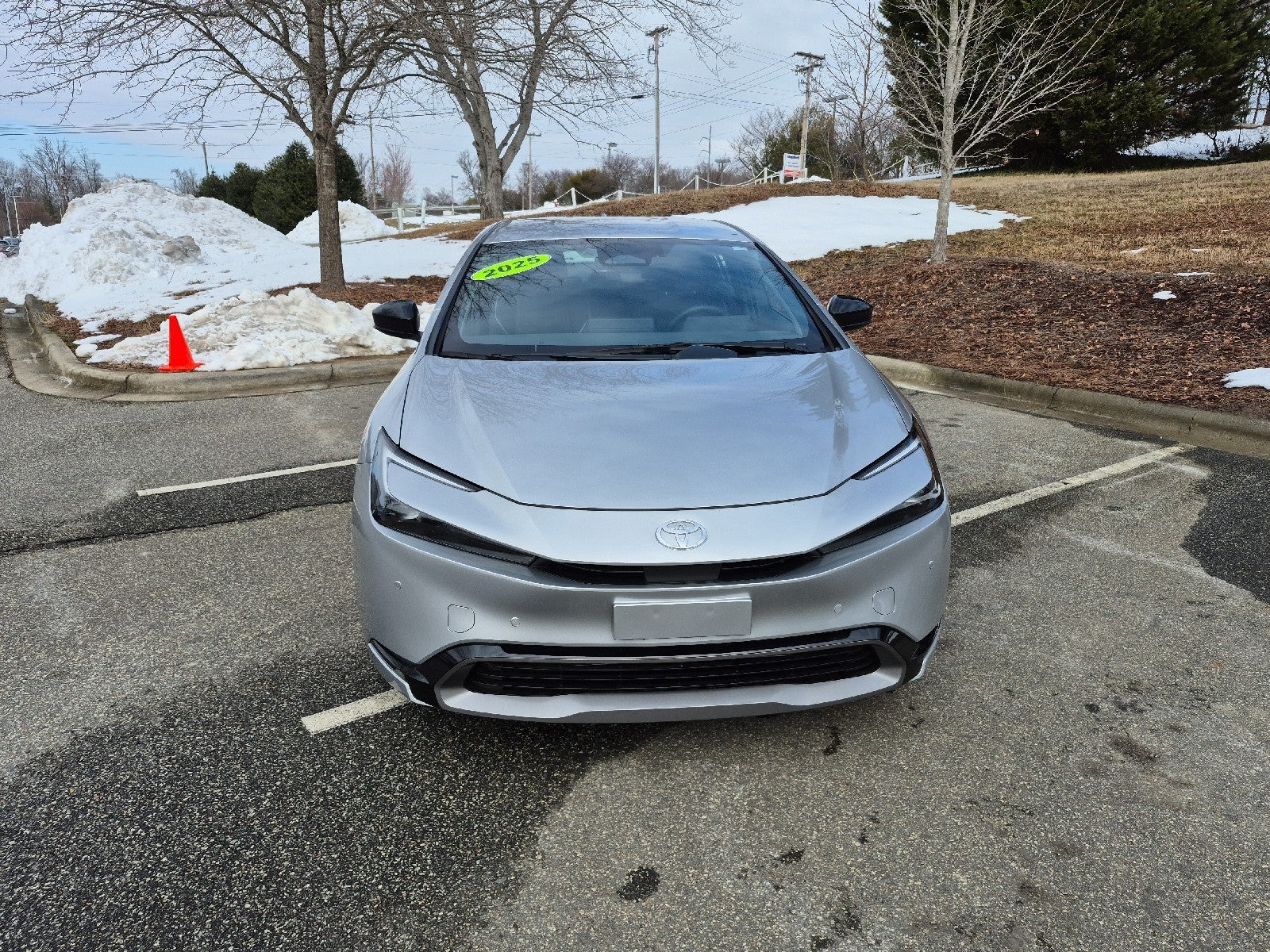 2025 Toyota Prius XLE