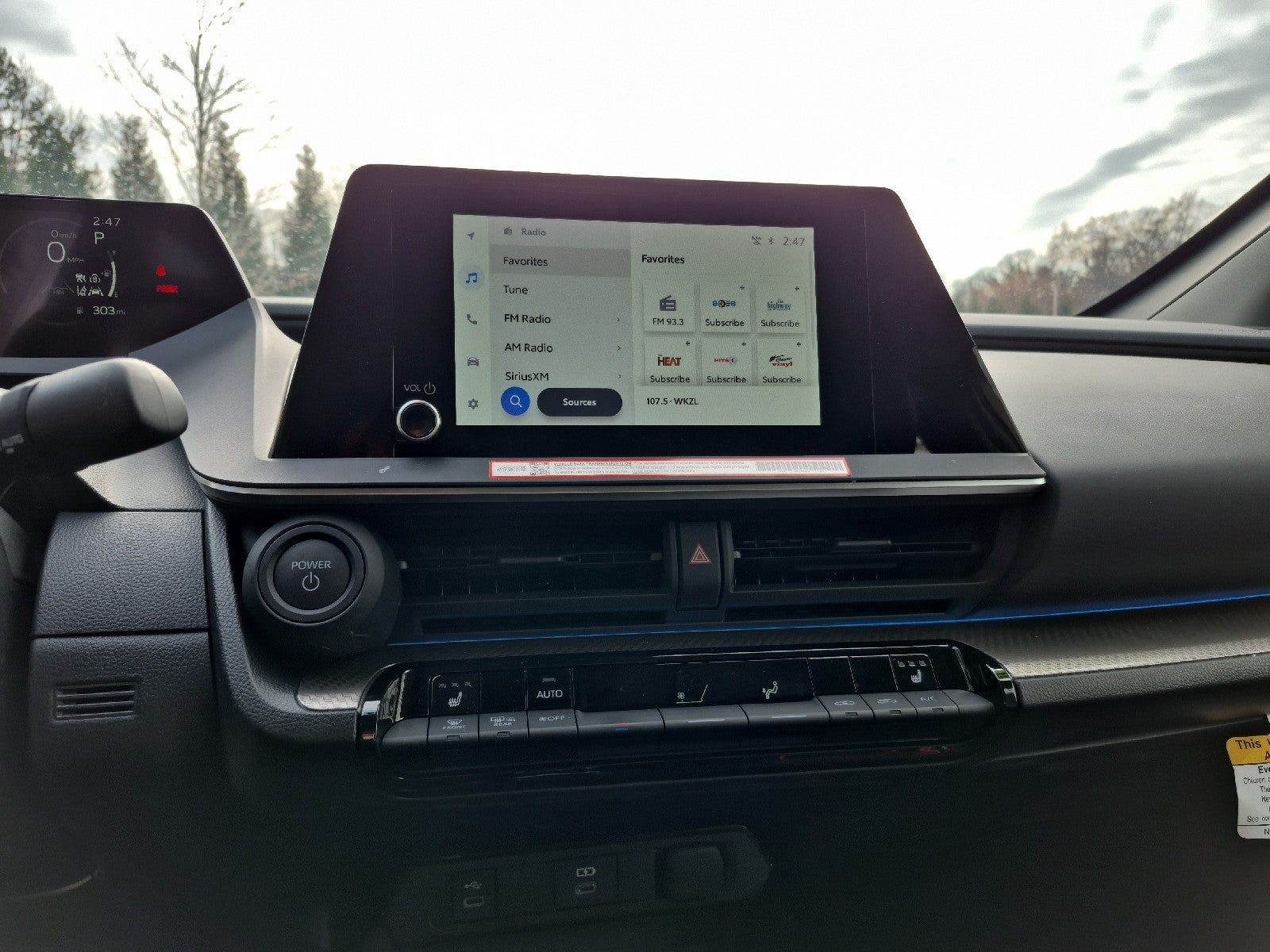 2025 Toyota Prius XLE