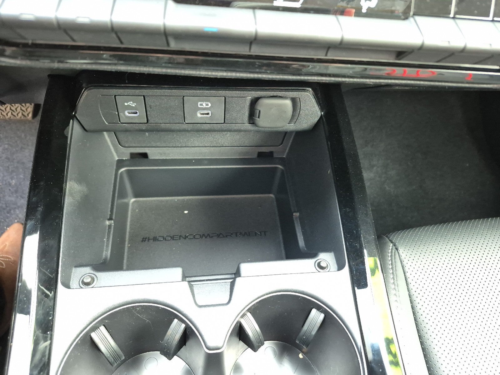 2025 Toyota Prius XLE