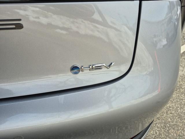 2025 Toyota Prius XLE