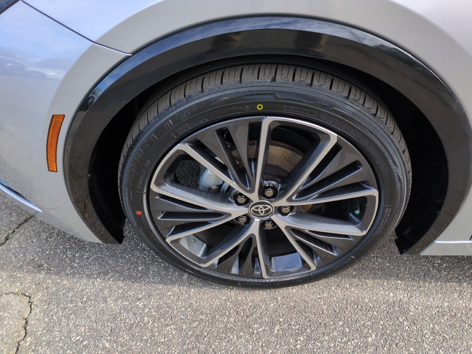 2023 Toyota Prius XLE