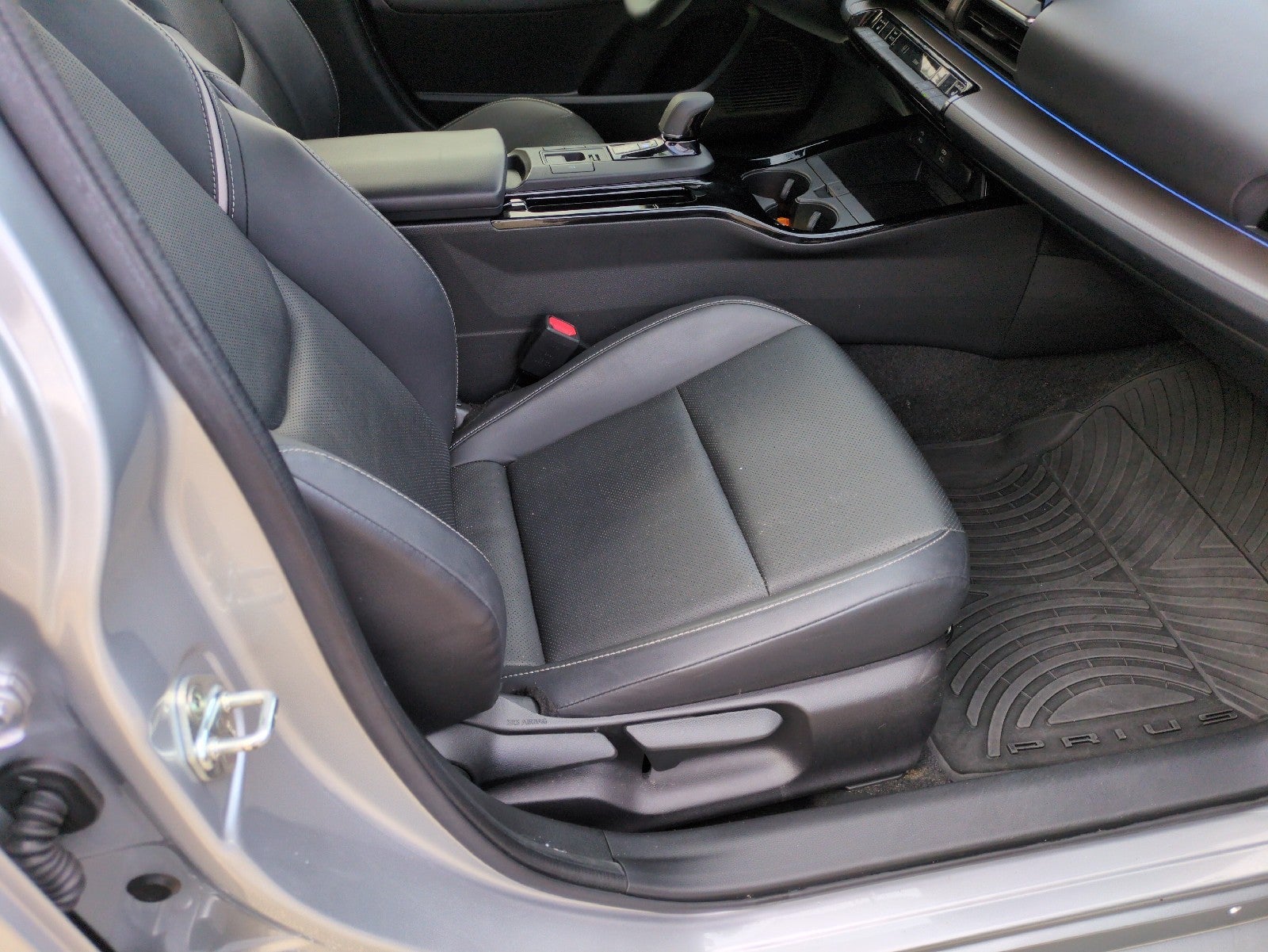 2023 Toyota Prius XLE