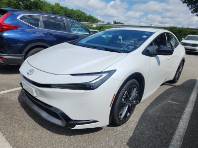 2024 Toyota Prius XLE