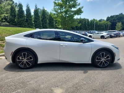 2024 Toyota Prius XLE