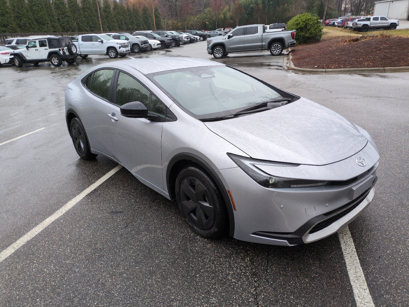 2025 Toyota Prius Plug-In Hybrid SE