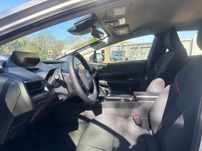 2025 Toyota Prius Plug-In Hybrid SE