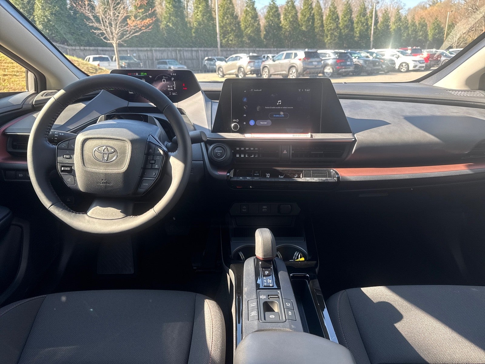 2025 Toyota Prius Plug-In Hybrid SE