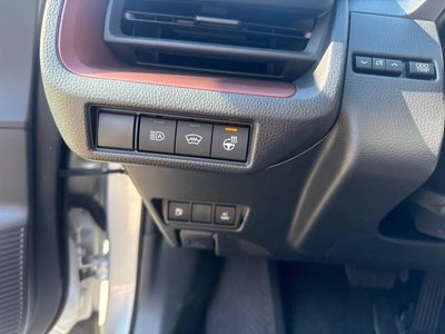 2025 Toyota Prius Plug-In Hybrid SE